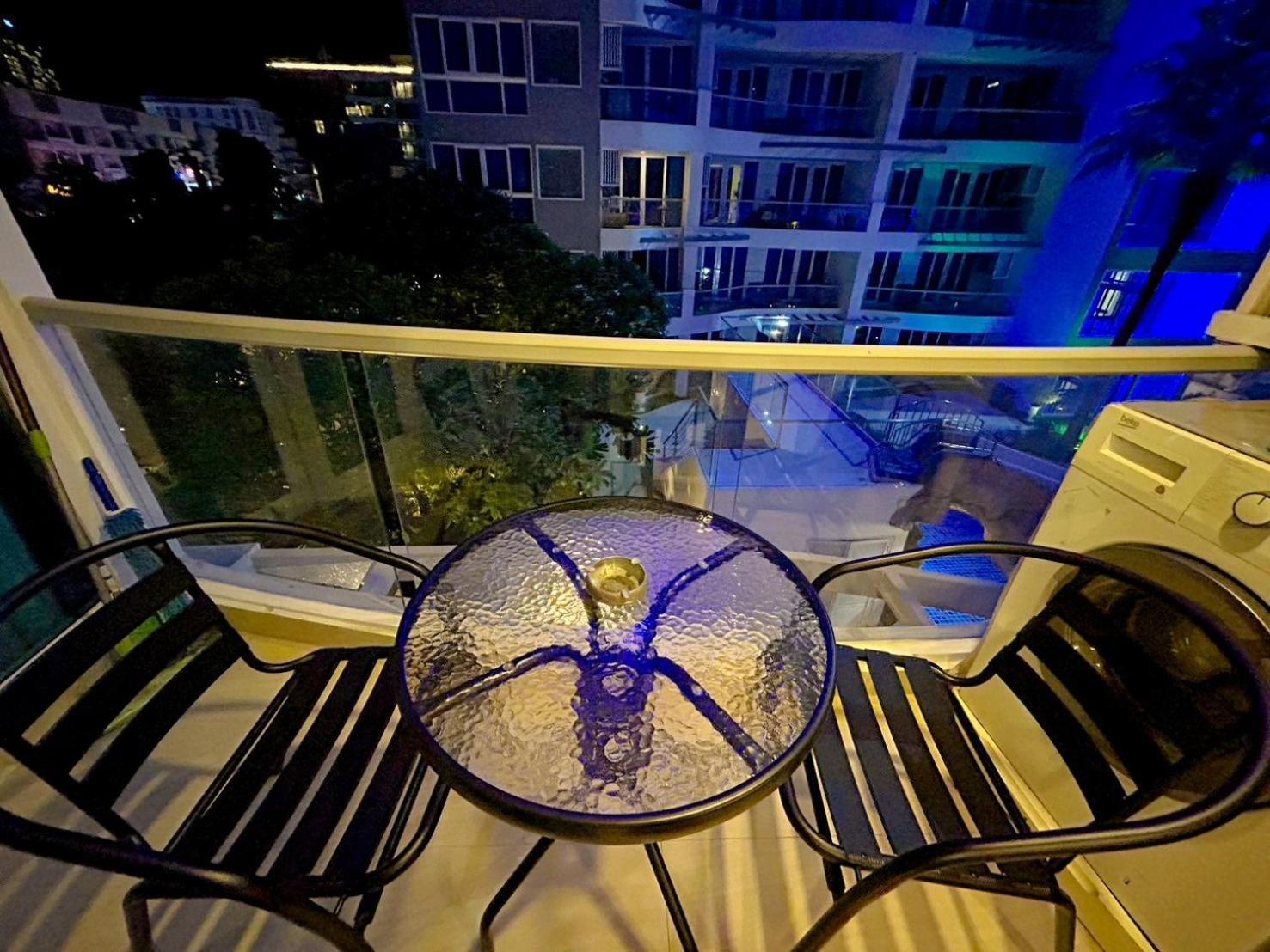 Grand Avenue Residence Condominium Pattaya Eksteriør billede