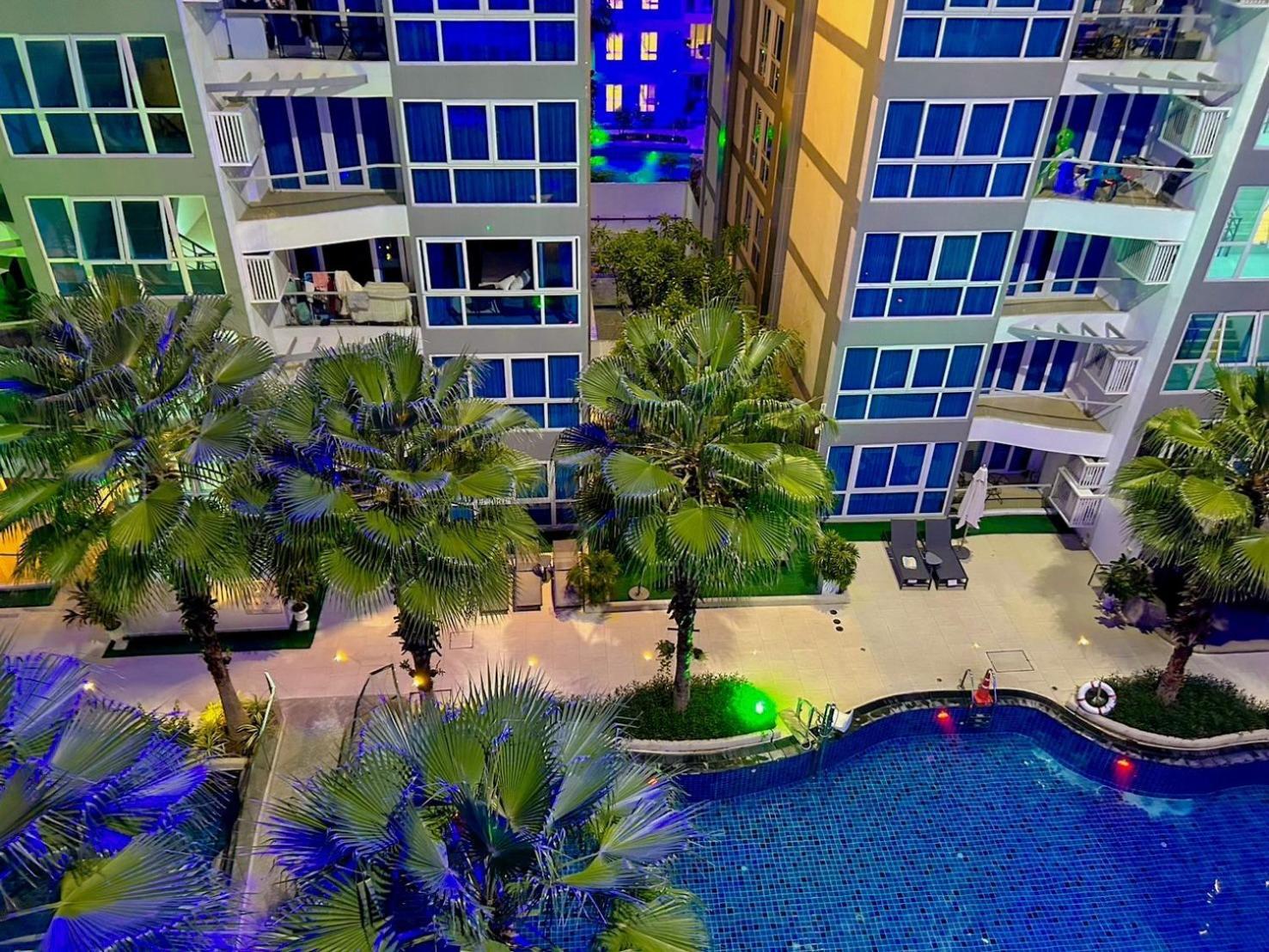 Grand Avenue Residence Condominium Pattaya Eksteriør billede