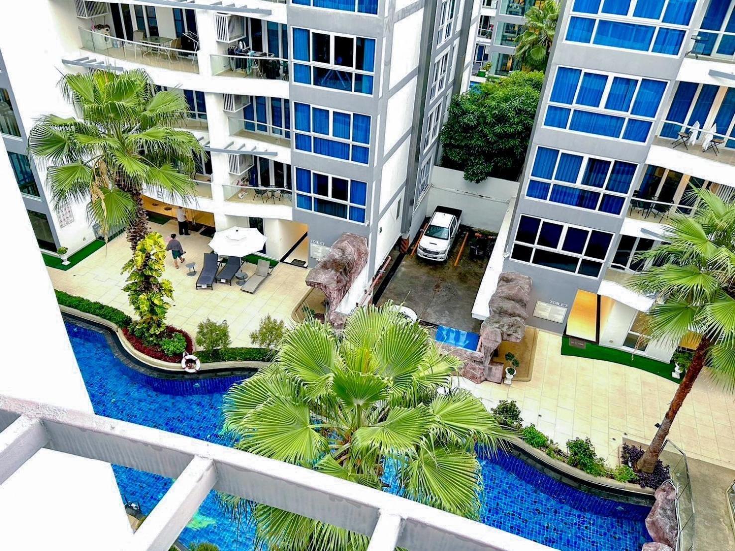 Grand Avenue Residence Condominium Pattaya Eksteriør billede